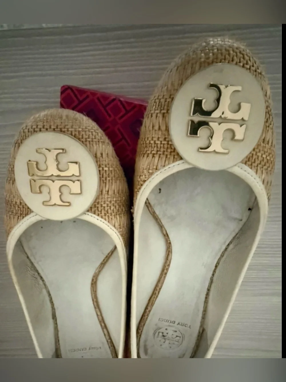 Tory Burch Flats: CHELSEA BALLET-PRINT HAIRCALF/GROSGRAIN Raffia